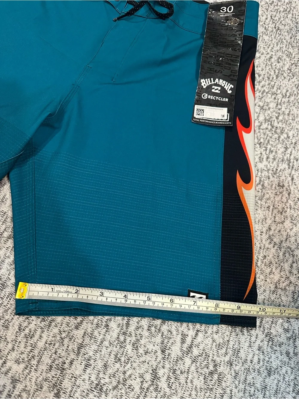 Billabong Teal Boardshorts with Black and Orange Flame Panels NWT Mens Sz 30